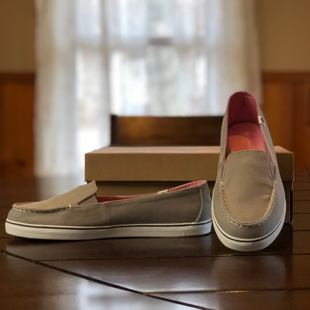 8.5 Sperry Zuma Canvas